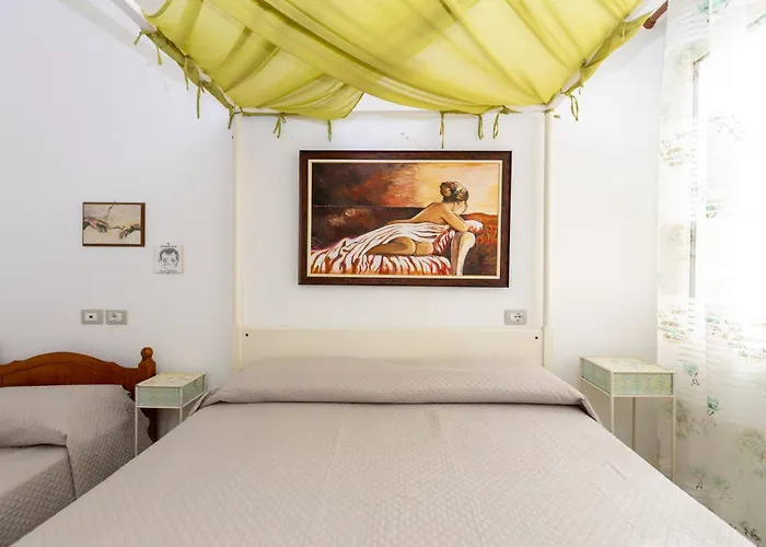 Wave Whispers Appartement *