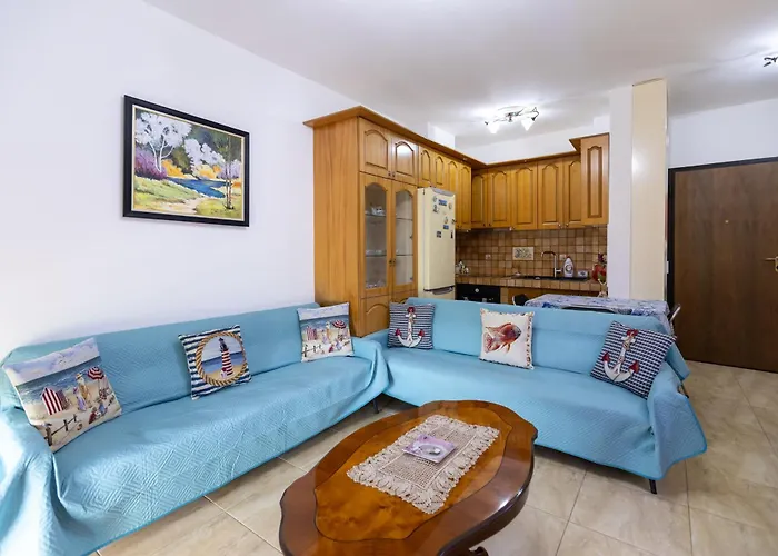 Wave Whispers Appartement *